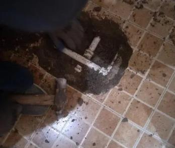 定南卫生间漏水维修公司为您分享下卫生间渗水如何处理及注意事项