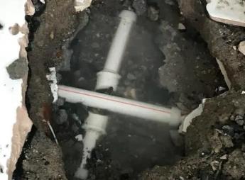 定南阳台漏水维修公司为您分享楼上楼下漏水怎么处理