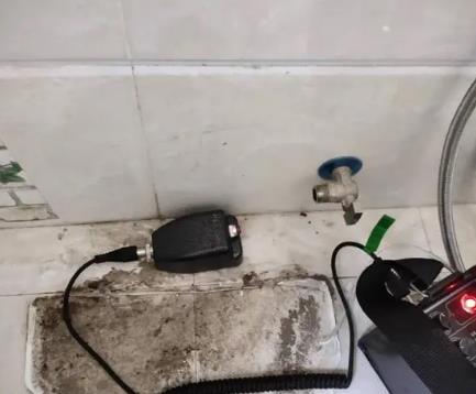 定南屋顶漏水维修公司分享下卫生间漏水的危害及解决方法